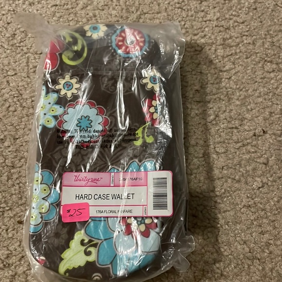 wallet - Picture 1 of 1